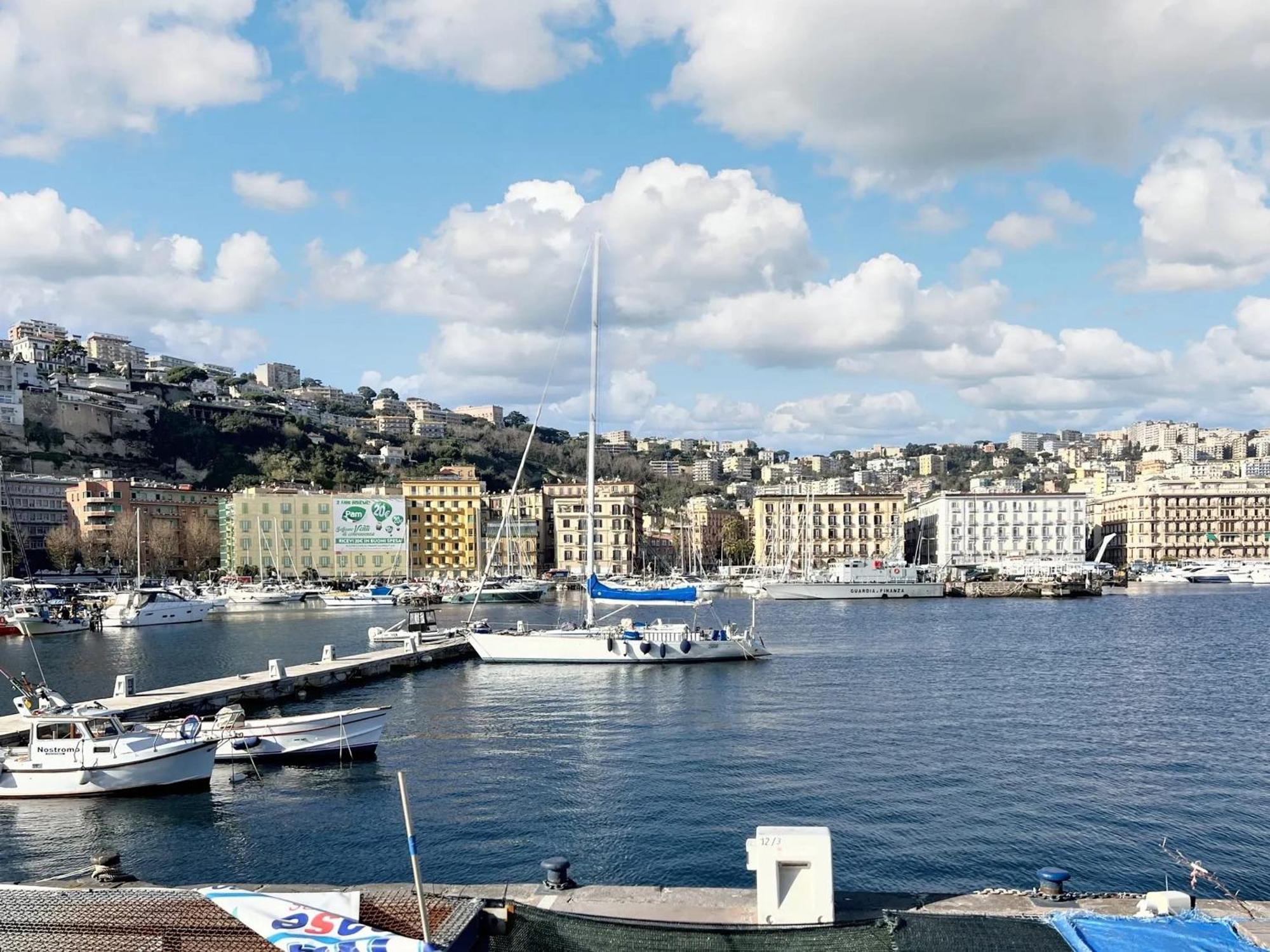Spacious In With Sea And Views Appartement *