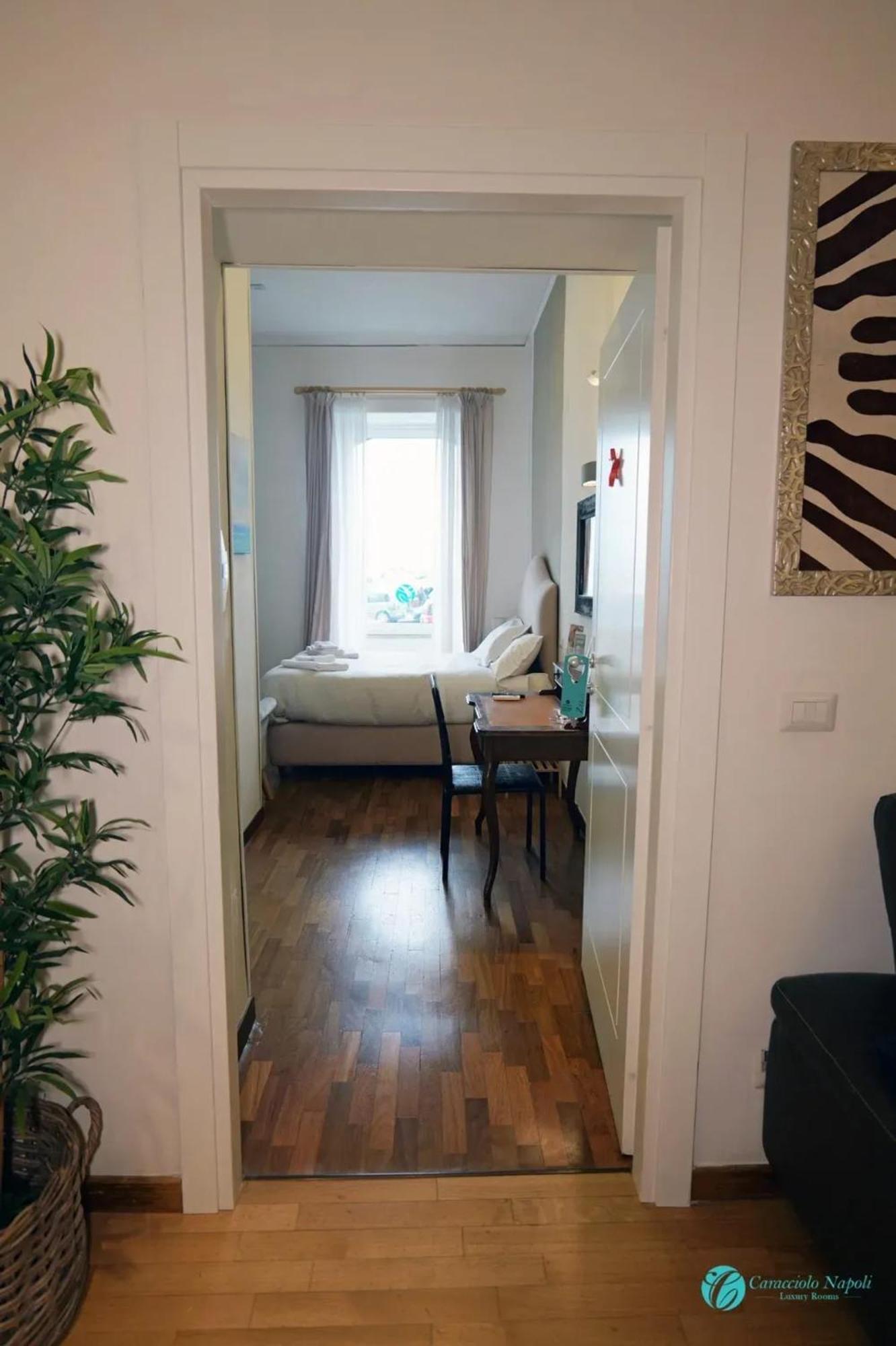 Spacious In With Sea And Views Appartement Napels