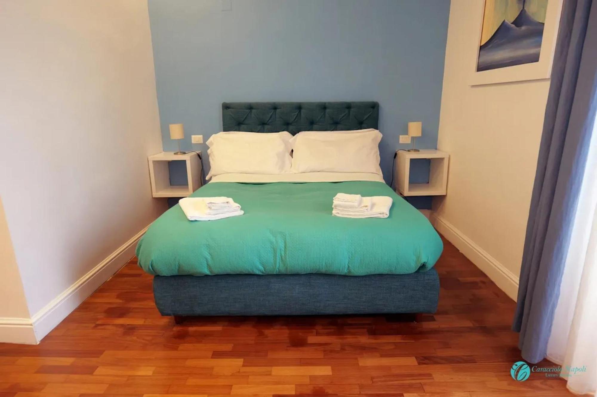 Spacious In With Sea And Views